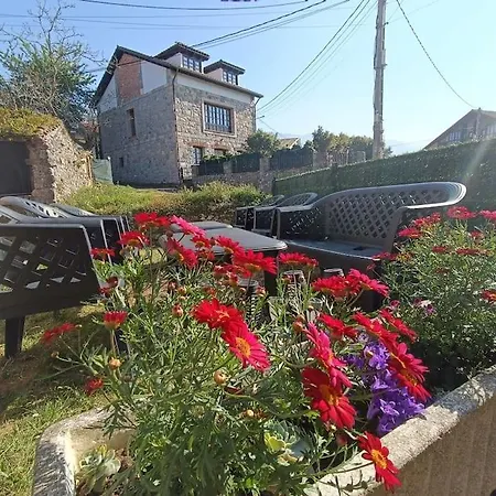 Romantico Acogedor Apartamento En Llanes Esterno foto