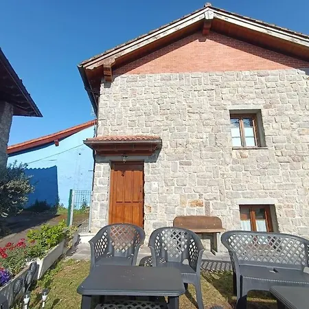 Romantico Acogedor Apartamento En Llanes Esterno foto